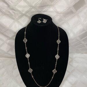 Elegant Gold and Silver Tone Filigree Necklace and Earring Set